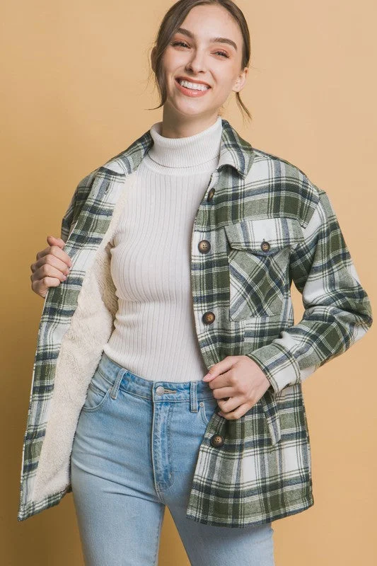 Chic Relaxation Plaid Shacket with Sherpa Lining