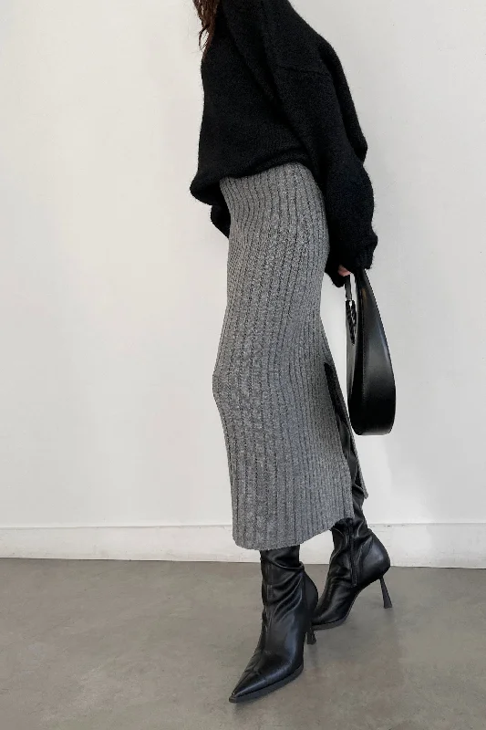 Unique Design SWEATER MIDI SKIRT