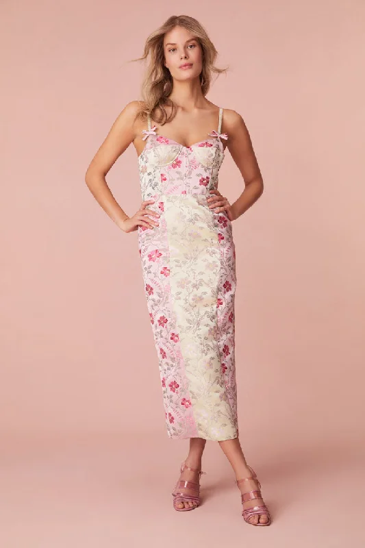 Relaxed Fashion Massey Floral Jacquard Midi Dress