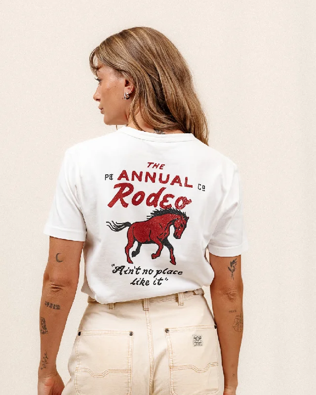Simple Elegance Rodeo T-Shirt - Off White
