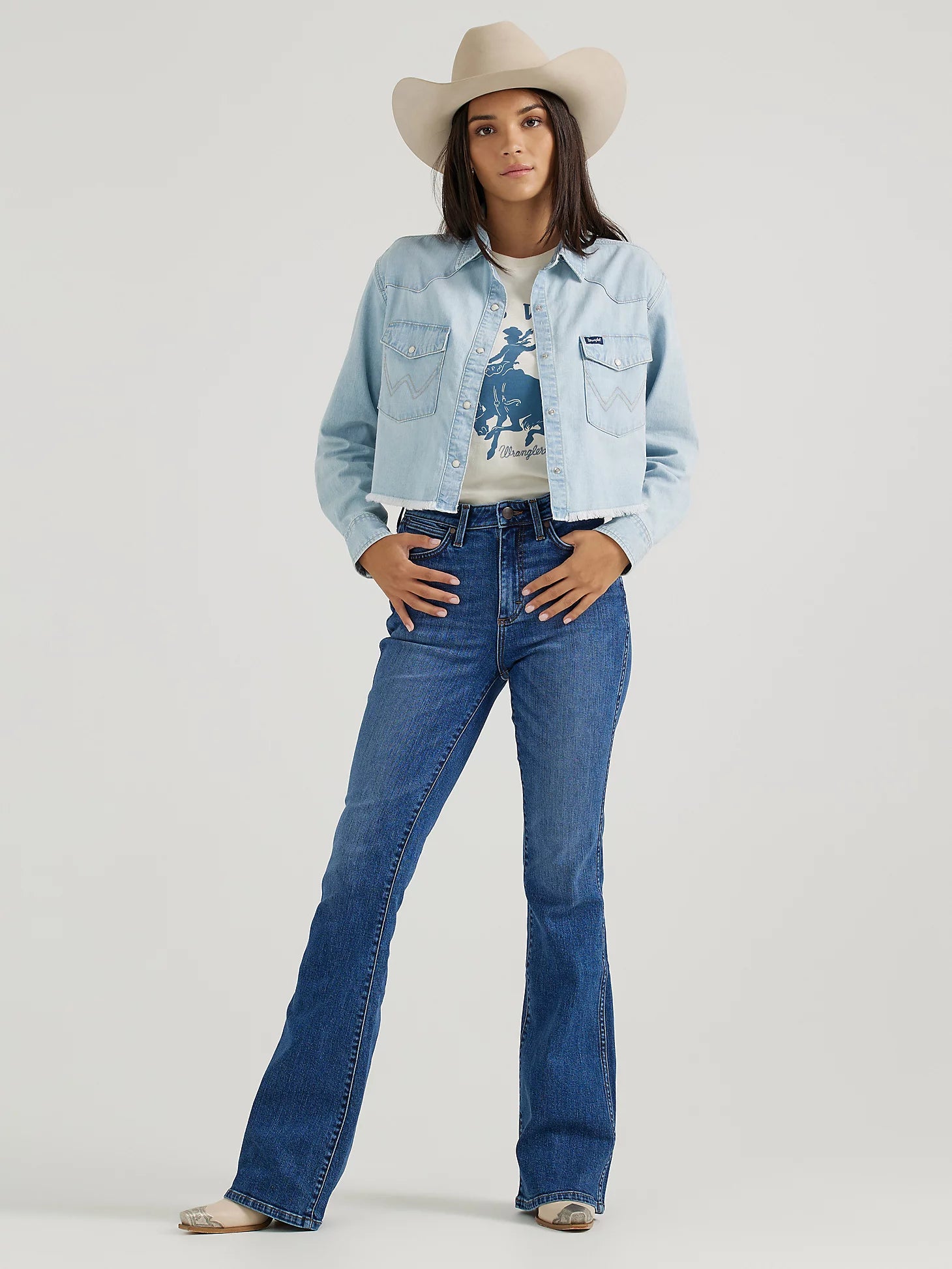 Smart Comfort Wrangler Cut-Off Denim Boyfriend Light Wash Snap Shirt