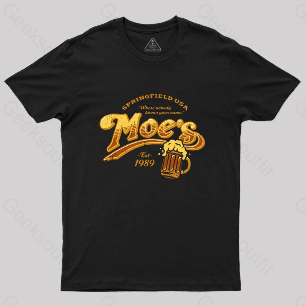 Fashion Expert Moe's Tavern T-Shirt