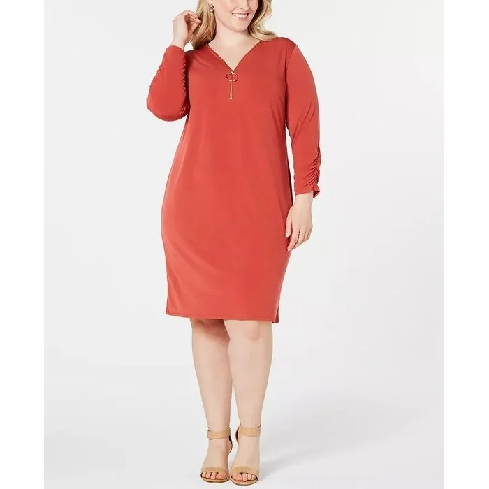 Versatile Comfort JM Women's Collection Plus Size Zip-Neck Dress Red Size 1X