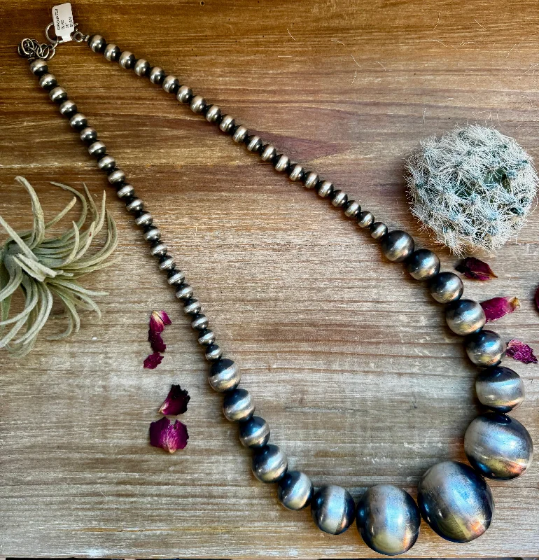 Stunning Fashion 36 inch Massive sterling silver pearls graduated