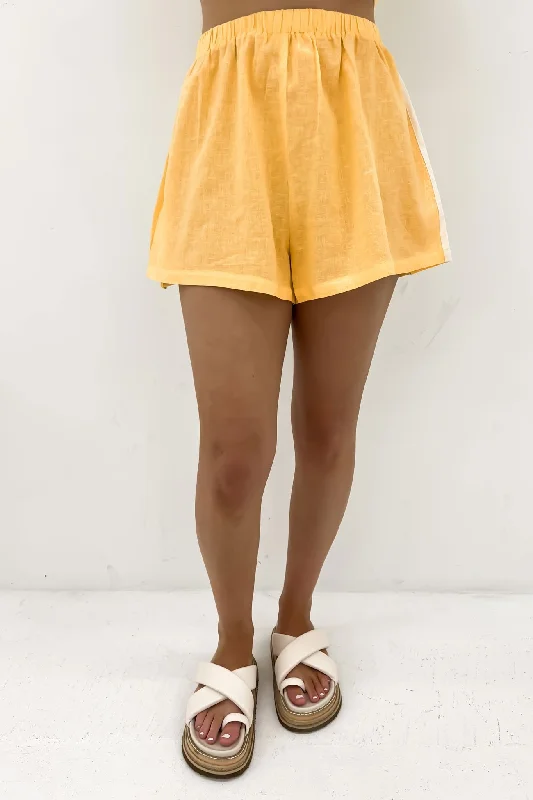 Comfortable And Simple Elle Short Yellow