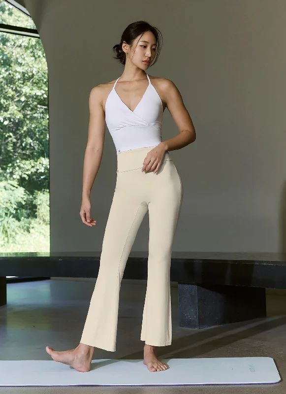 Easygoing Style Melting Touch Relax Bootscut Pants