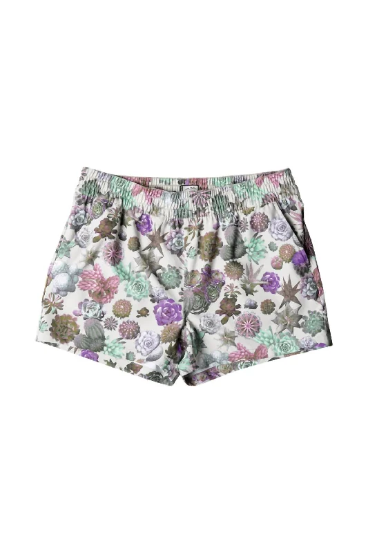 Luxury Fashion Women's Kick Out Short In Succulents
