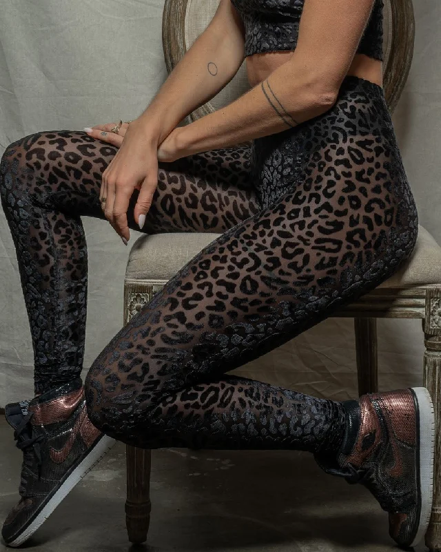 Smart Comfort Women's Velvet Leggings | Black Leopard