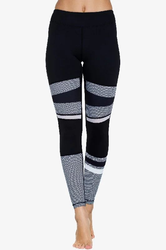 Personalized Wear Holly - Black Honeycomb