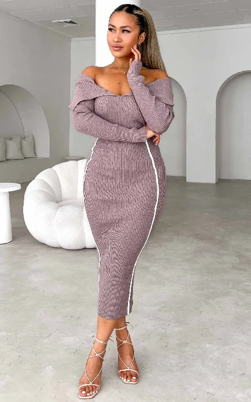 Comfortable Jackets Alaska Knit Midi Dress - Dusty Rose White Trim