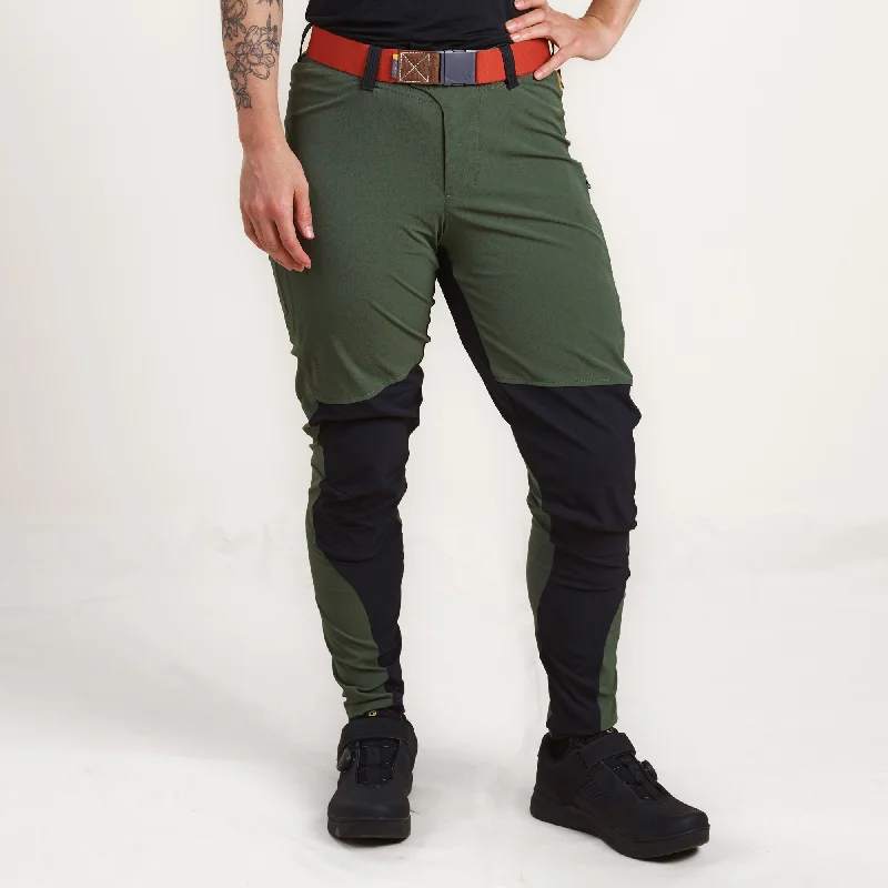 Fashion Selection Women's TRAIL Access Pant