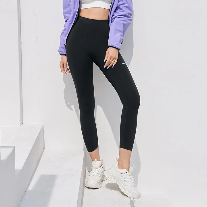 Elegant And Simple [1+1] Black Label 360N 8.5" Leggings