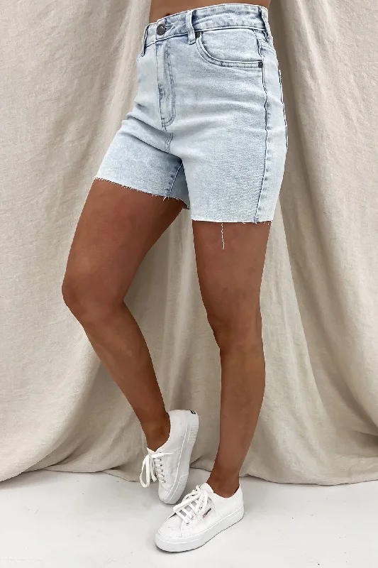 Relaxed Dresses Bobby Cut Off Short Bleach