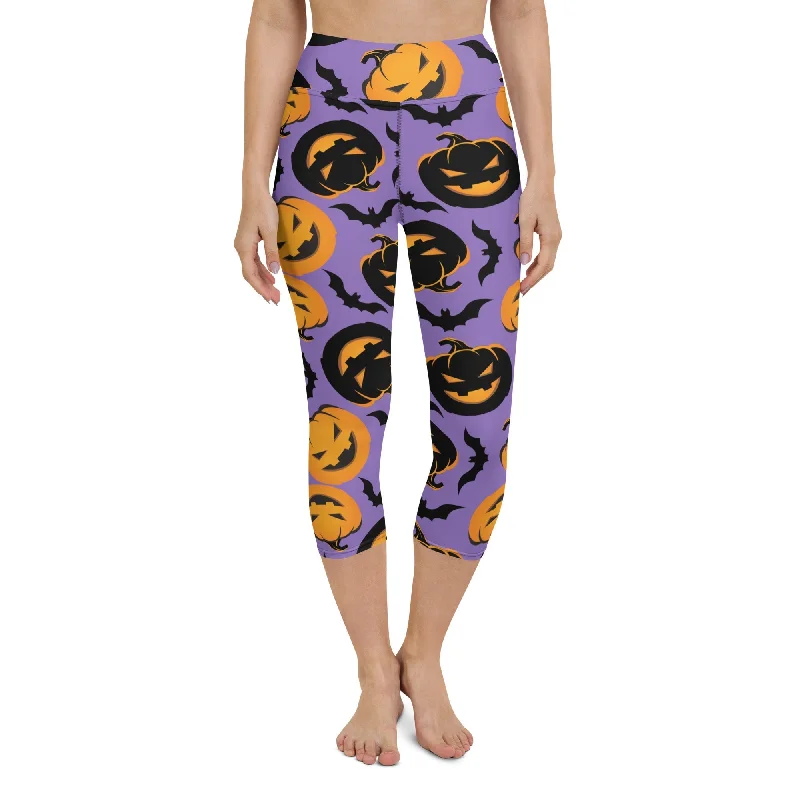 Dynamic Fashion Bats and Jack O'Lanterns Yoga Capris