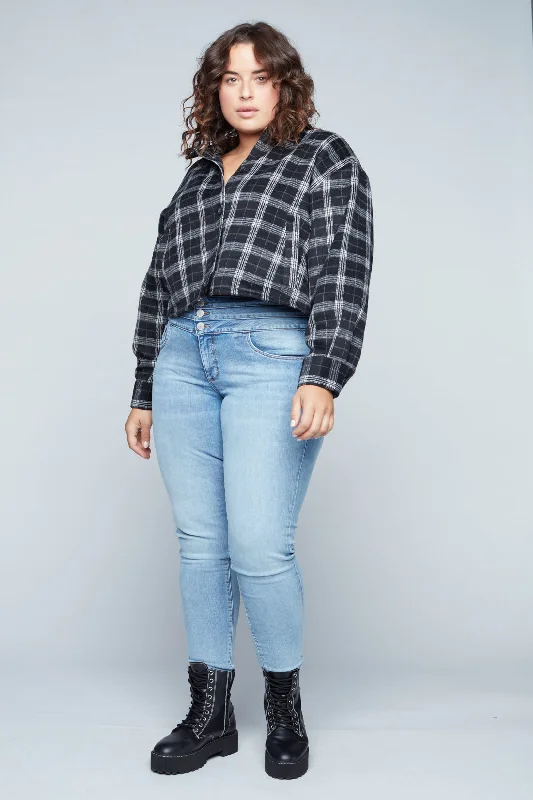 Noble And Elegant MIA - Mid Rise Skinny - Vintage Bleach