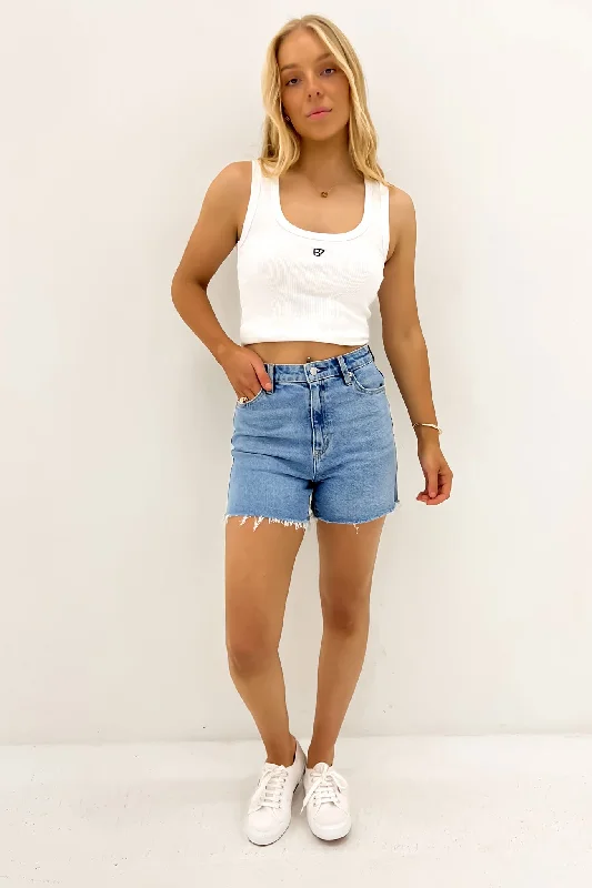 Casual Chic Girlfriend Short Blue Milieu