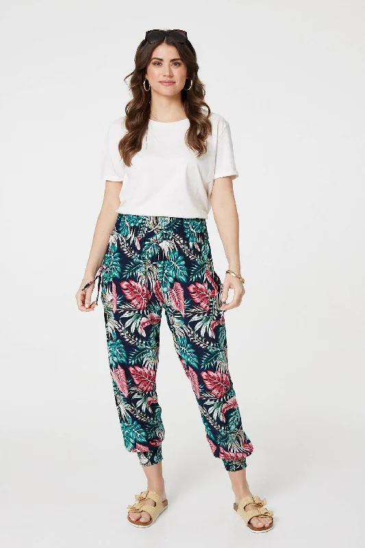 Modern Comfort Leaf Print Harem Pants with Pockets