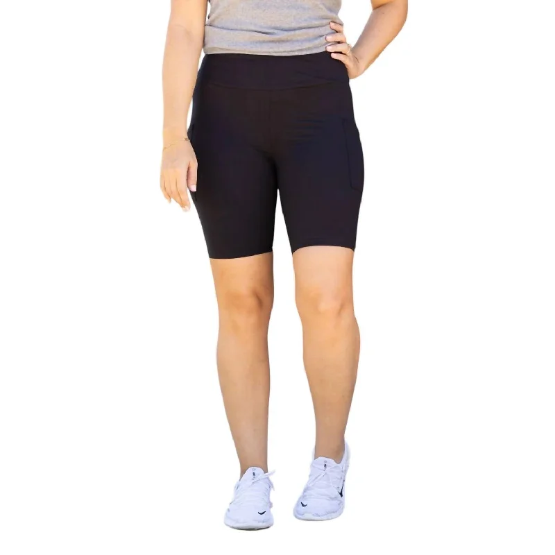 Casual Style Biker Shorts With Pockets In Black